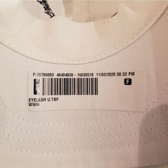 3 for $25 The Classics Eyelash Hat - Picture 6 of 8